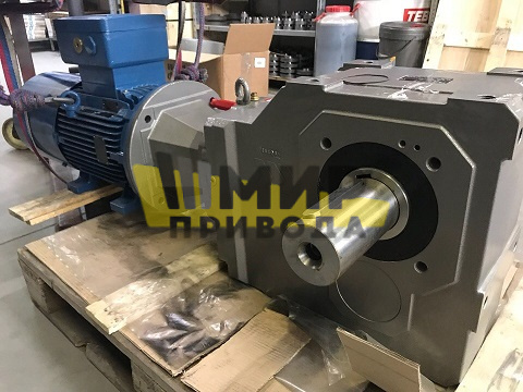Редуктор  KU 110A II 2G T4 IAK160 (i=55.69)